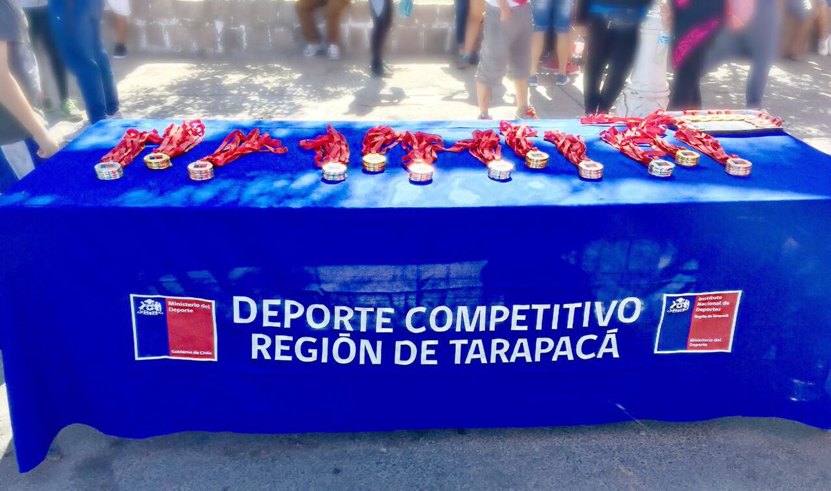 MindepTarapaca's tweet photo. Cerca de 60 alumnos de todo #Tarapacá participan en torneo regional de los #JDE2017 sub 14 de Halterofilia 🏋 en #PozoAlmonte @MindepChile @INDChileOficial https://t.co/Rop53ZU4rW