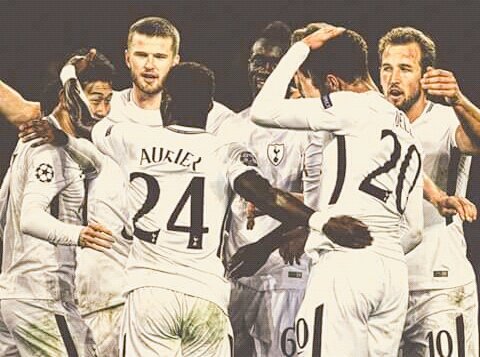 SyafiAbdullah97's tweet photo. #COYS bersama kita gapai mimpi itu #UCL n #PremierLeague. Kita bisa karna bersama n berjuang sebagai sebuah tim #TogetherTHFC https://t.co/2fgC5VbtKx