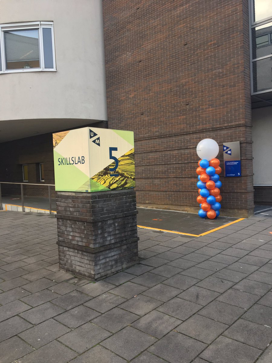 Rianneletschert's tweet photo. Afternoon sessions at our health science and psychology campus, first the skills lab! #bod17 @maasuniversity https://t.co/XEFvK9JIbo