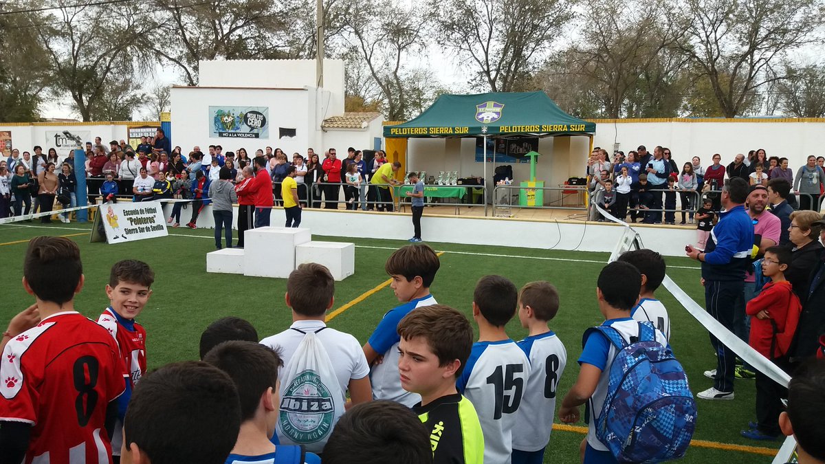 DeporteAytoAgua's tweet photo. Final Mundialitos Alevin @peloterossur E.F Aguadulce 0-2 E.F. Lantejuela. Gran actuación de todos, enhorabuena! https://t.co/GdPX87Gobr