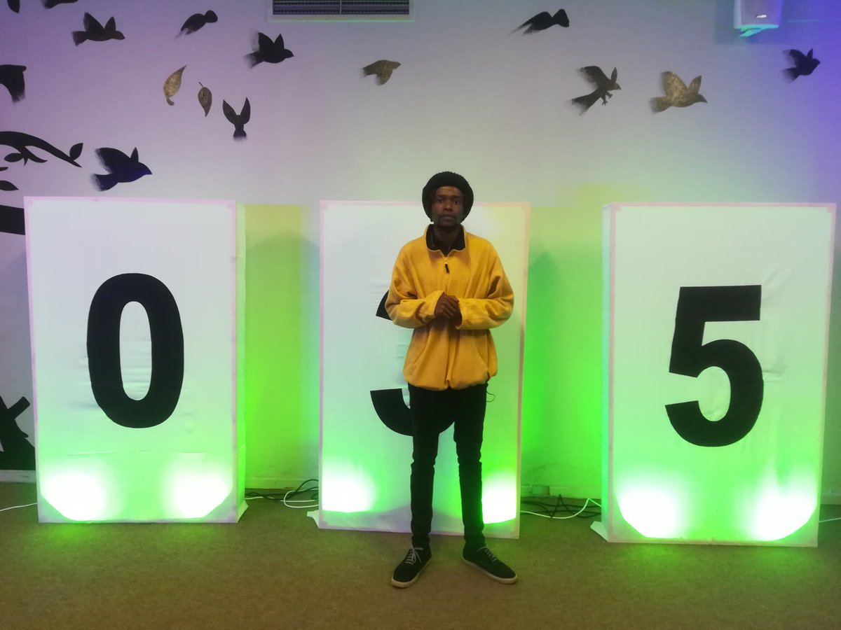 wazitools's tweet photo. S/O to SoundzTabuu for your valuable input today.
Look forward to having you with us on the 1st of December. 
#035awards #OTP #035chill https://t.co/7we0yWkYKZ