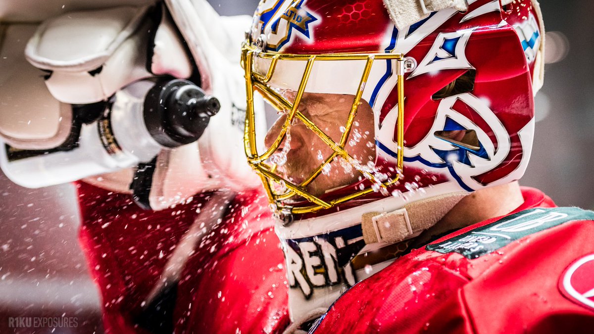 r1kuexposures's tweet photo. Vartti ja mennään. Tsemii Röda!
#HIFK #AtteEngren #Liiga https://t.co/ka9hC8jAMz