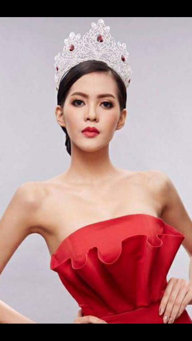 tulaphone6's tweet photo. #MissUniverse #Laos https://t.co/N0TWhi41g1
