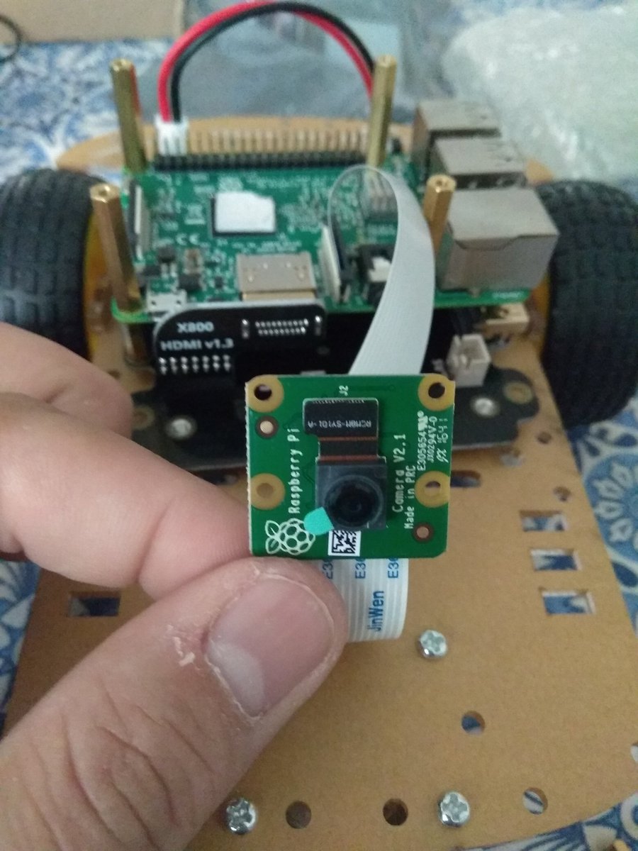 Luis_Zambrana's tweet photo. Placa de expansión y cámara para mí #ZHome con #Raspberry
Preparando tutoriales para #UnBlogEnApuros https://t.co/rBMgY8Ep8j