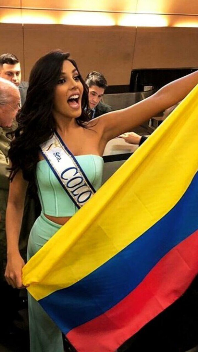 JCamiloG_'s tweet photo. Quiero ver que le den por lo menos 150 RT a este tweet con esta hermosa foto #Colombia #MissUniverse https://t.co/OeRsj35ueZ