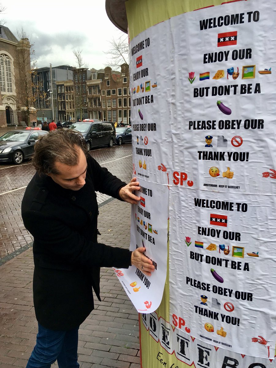 SP_Amsterdam's tweet photo. Dear tourists,

Welcome to #Amsterdam.
Please keep it ‘gezellig’.
Thank you!

@LaurensIvens https://t.co/hwyuHPuKim
