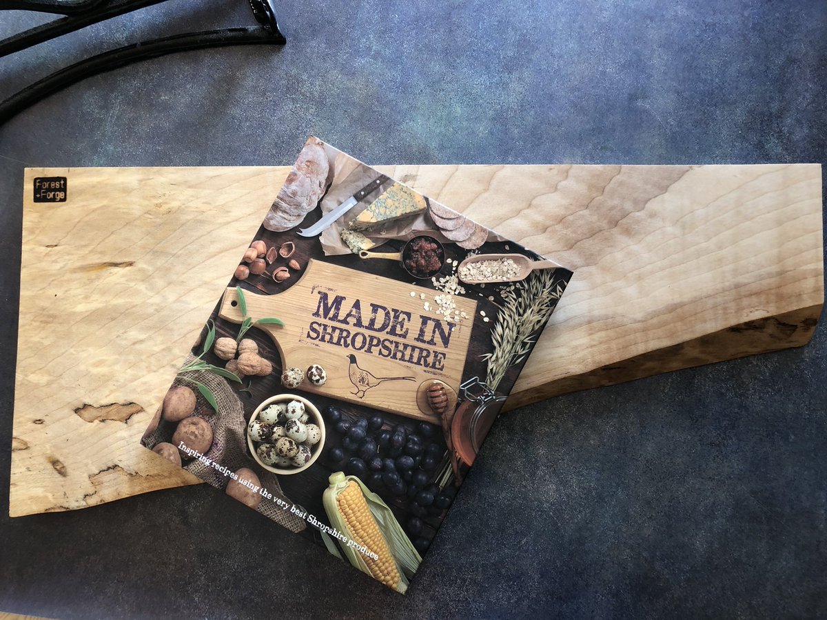forest_forge's tweet image. Pop down to @battlefield1403 to get your copy of this inspiring local cookbook 🙌 #shropshirehour #supportlocal #sycamore #choppingboard 🌲🔥