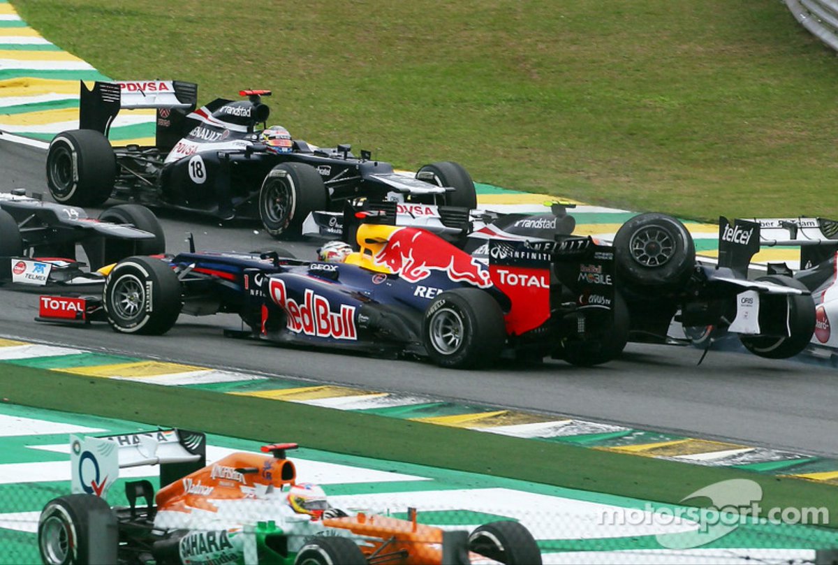 GuauMagic's tweet photo. 5 años de lo que pudo ser y no fue... #Brasil2012 #Alonso #Ferrari https://t.co/1OhG2KL1vV