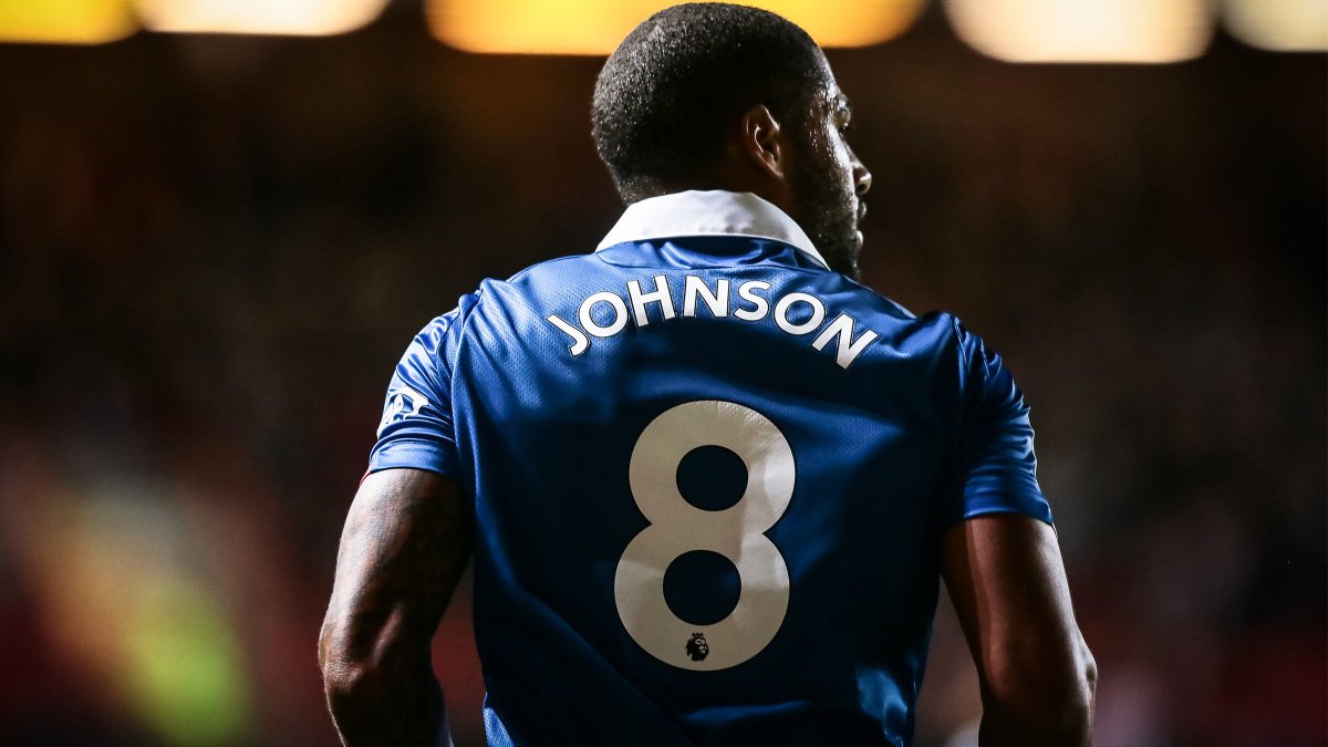 FBNPOD's tweet photo. BREAKING NEWS: #SCFC right back Glenn Johnson has NOT been injured but has instead been benched for the remainder of the season for not knowing that a right back should wear 2 and not number fucking 8! 
#CRYSTK #fbnpod #football #podcast https://t.co/PqZ5WDHfHs