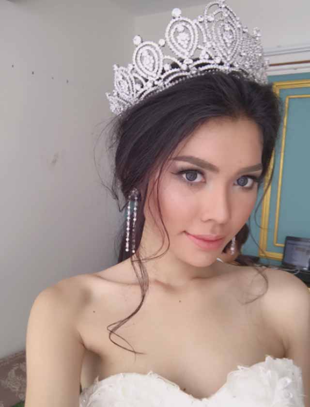 thisismolita's tweet photo. Retweet for #By_Sotheary
👑 #MissUniverse #Cambodia 2017
                                🇰🇭\(^◇^)/🇰🇭 https://t.co/DdwM2T3KA0