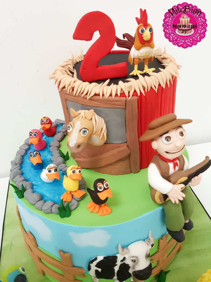 milebian's tweet photo. La granja de Zenon para Vittorio! Personajes 100% comestibles. #LaGranjaDeZenon #TortaTematica #MesaDulce #TortaDecorada #CakeArt https://t.co/X1lcW30hgx