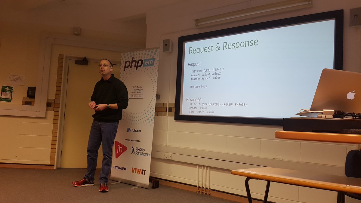 leesto's tweet image. Listening to @akrabat talk about Slim #phpem17