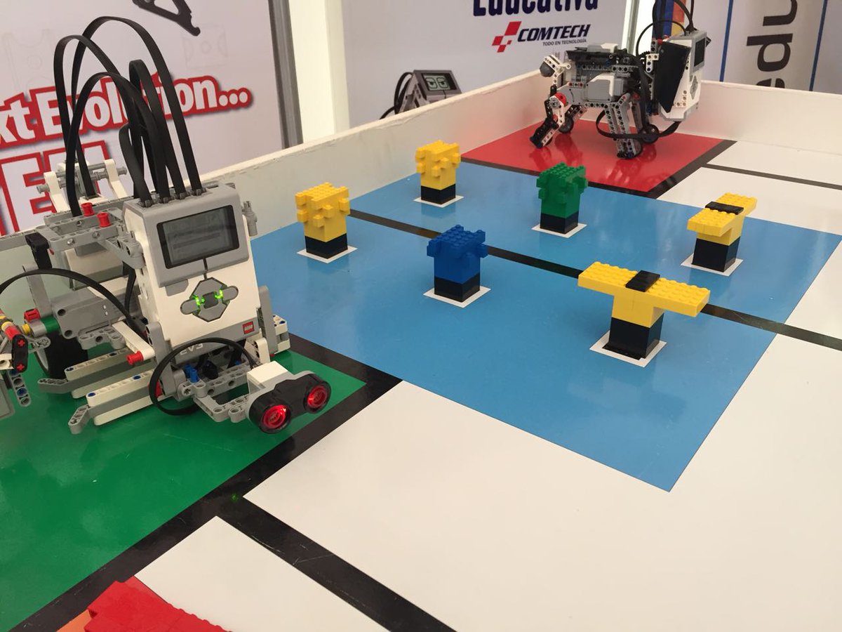 Canal4Ni's tweet photo. #VivaNicaraguaLinda
Inatec @TecNacional desarrolla el #Hackaton2017 https://t.co/LcZo7bpAWC