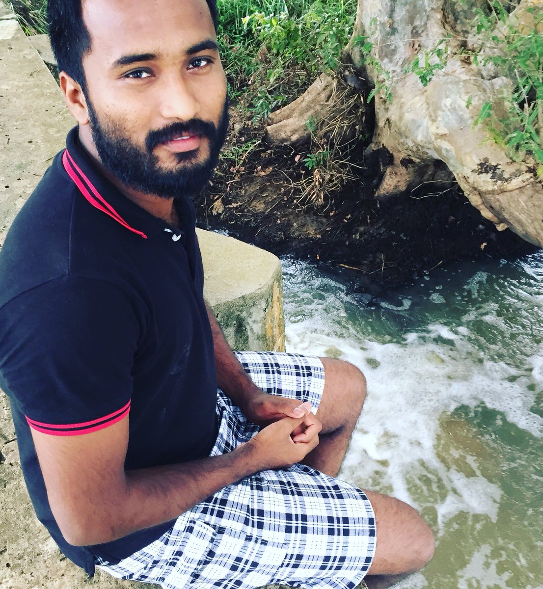 DeedatNawfer's tweet photo. #Weekend #Adventurous #Visit #FlowOfWater #DamSite https://t.co/wBSKQf1SH8