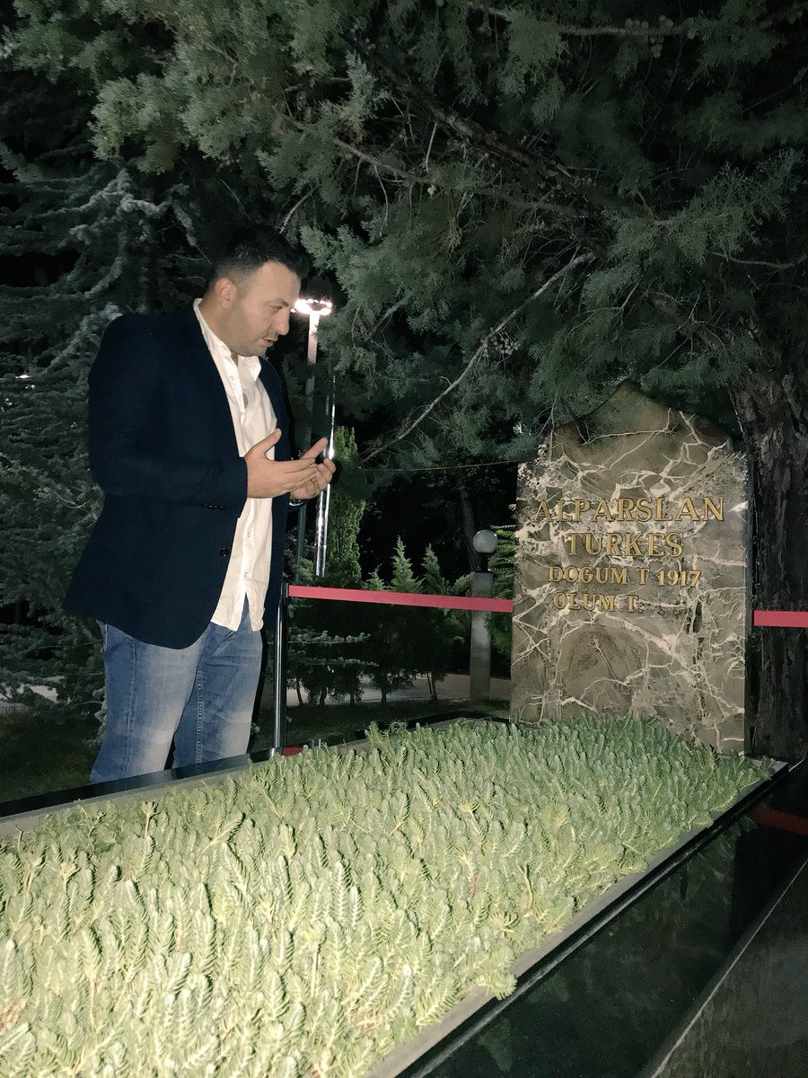 DogukanAlkan's tweet photo. #AlparslanTÜRKEŞ Onun ülküsü hep vatanı milletiydi... Ruhun şad mekanın cennet olsun BAŞBUĞ🇹🇷🇹🇷 https://t.co/pQU0rAEKiC