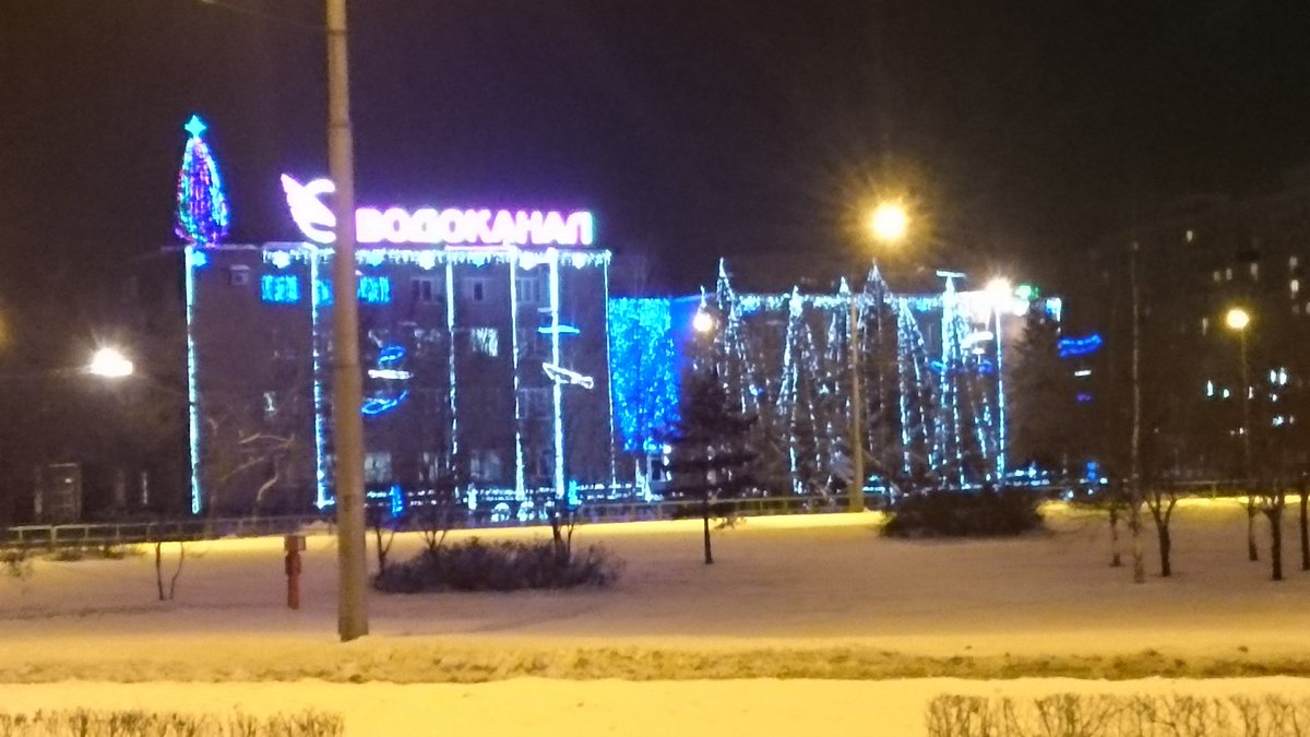 zaicaleksandr's tweet photo. Водоканал почти как диснейэленд https://t.co/b4gFW0dX2X