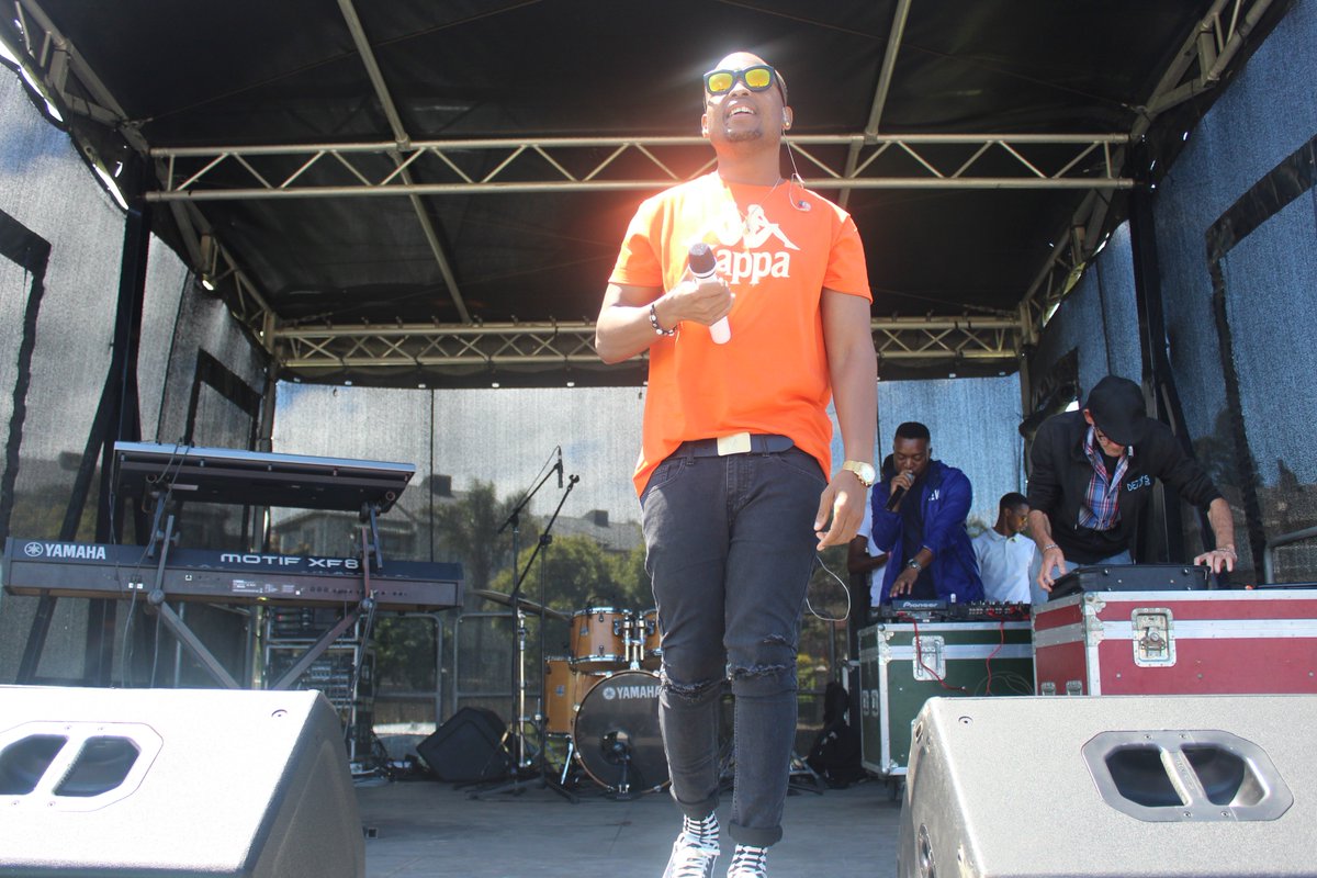 thandeka_25's tweet photo. Transnet Family Day East London
@MrCashtime  🙌🙌🙌👊 https://t.co/FDxCg7OGb4