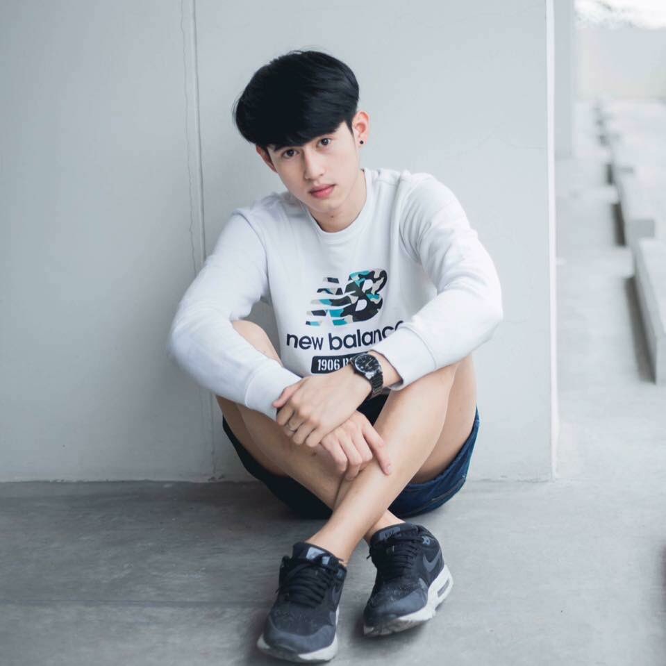 3Kcuteboy's tweet photo. ลงรุ่นน้องมาเยอะ มาเจอรุ่นใหญ่กันบ้าง
“ สุดยอด ปี 3  CS “ 

ขออนุญาตเจ้าของรูปนะครับ
#ทีมบางมด
#MissUniverse #Thailand https://t.co/rfpCDXtOc8