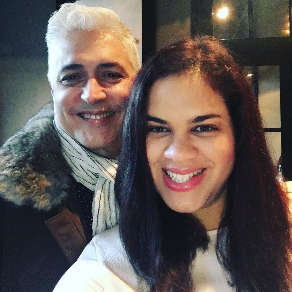 rubdiazm's tweet photo. En @SHEmprendedoras #SHE2017 #YoSoySHE2017 con el Speaker @fragacarlos 
Un verdadero placer.
Energía de la buena 💫🎈
#amsterdam #amsterdamcity #reinvencion #reinvencionprofesional #reinvencionpersonal #rubdiaz 🔝💥☄️ https://t.co/fZrEkAGyX9 https://t.co/2Nfb4TccCZ