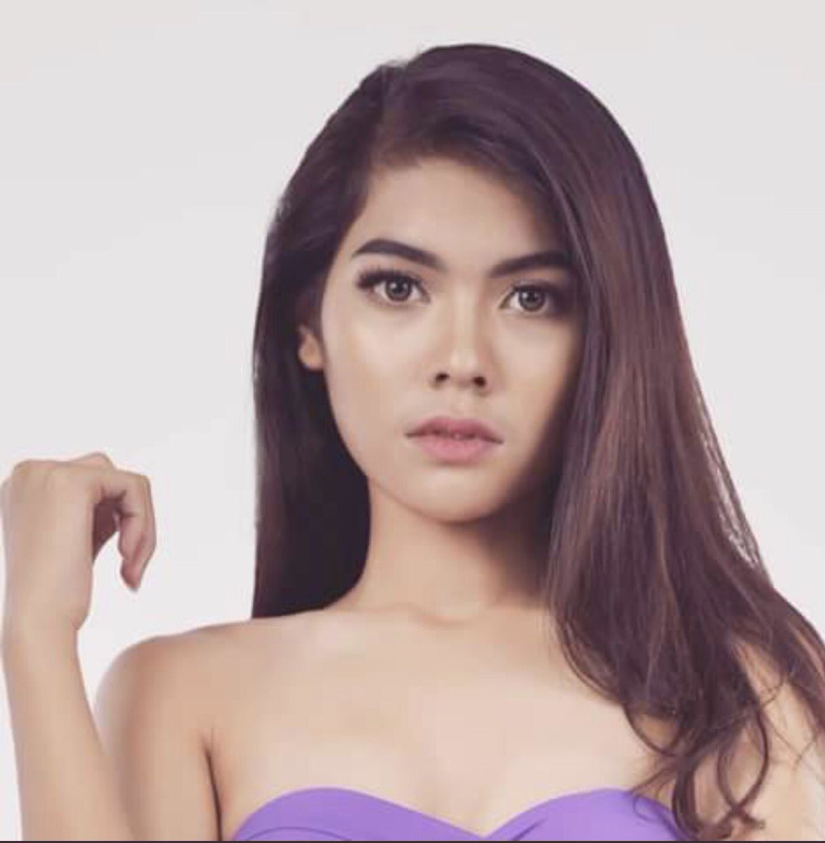 asara_bella's tweet photo. #MisssUniverse #Cambodia #SothearyBee love you❤️ https://t.co/TH6LYjc7Xm