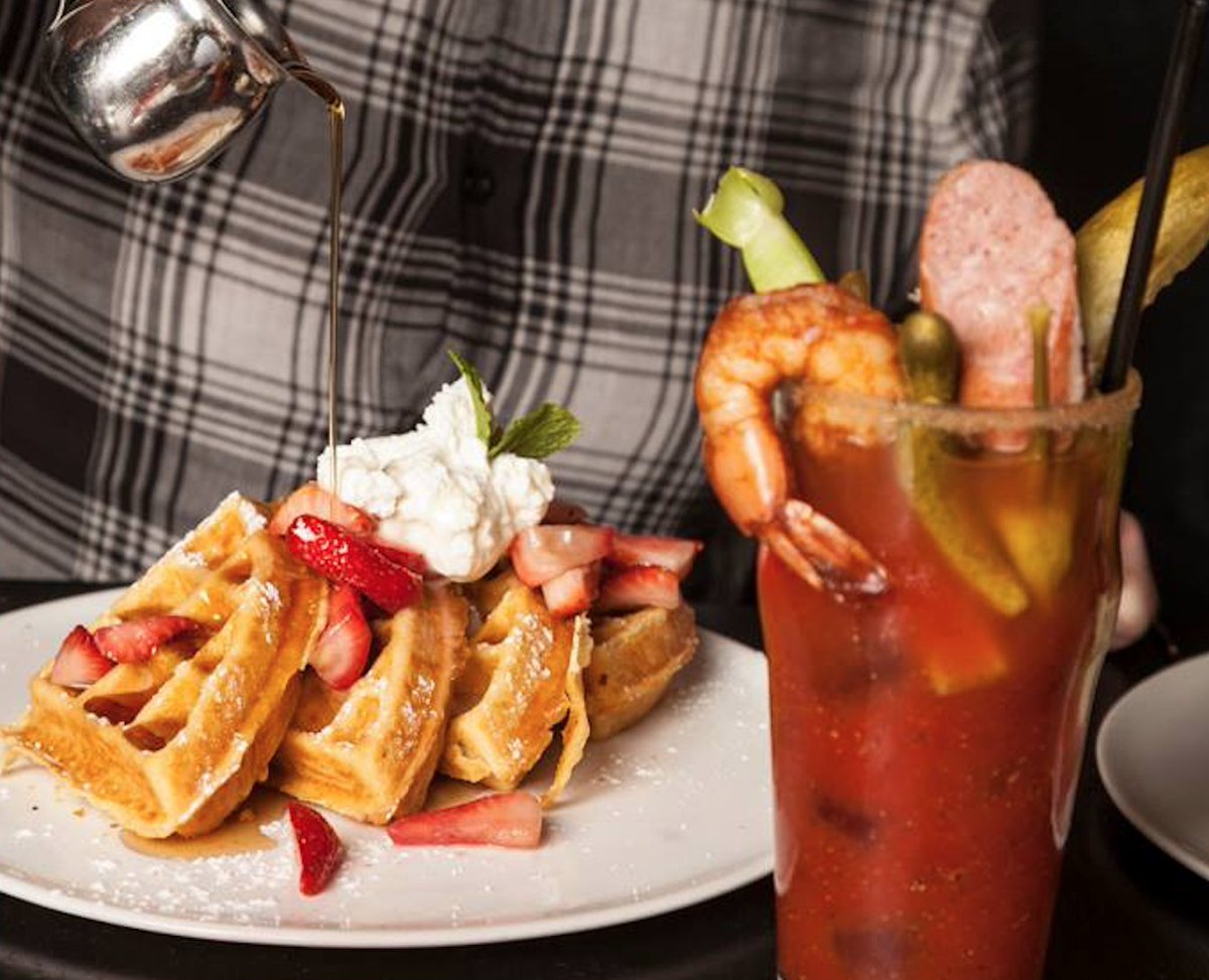 BillyDec's tweet photo. Build Your Own Bloody Mary Bar &amp; Strawberry Shortcake Waffles from @Rockit.. yes please! https://t.co/DwWhHeX5jU