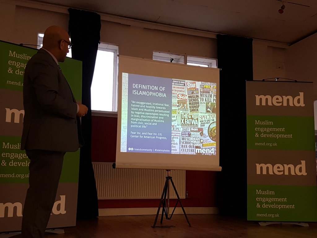 Samarra2iya's tweet photo. #iam2017 #mend #sheffield against #Islamophobia https://t.co/tBAdJZlUyV