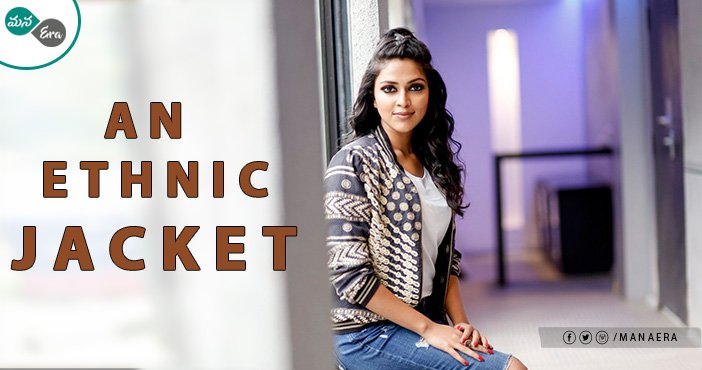 manaera_'s tweet photo. An Ethnic Jacket #AmalaPaul
More Details Here ๐https://t.co/GiUxD0Fpu7
#Manaera #Amala #EthnicJacket #Fashion #CelebrityFashion #Actress #Tollywood #Dongodochadu
Styled by: #KarishmaYadav
@Amala_ams @labelritukumar @pinktrunkk #Thiruttuppayale2 https://t.co/YBzGUKQwOY