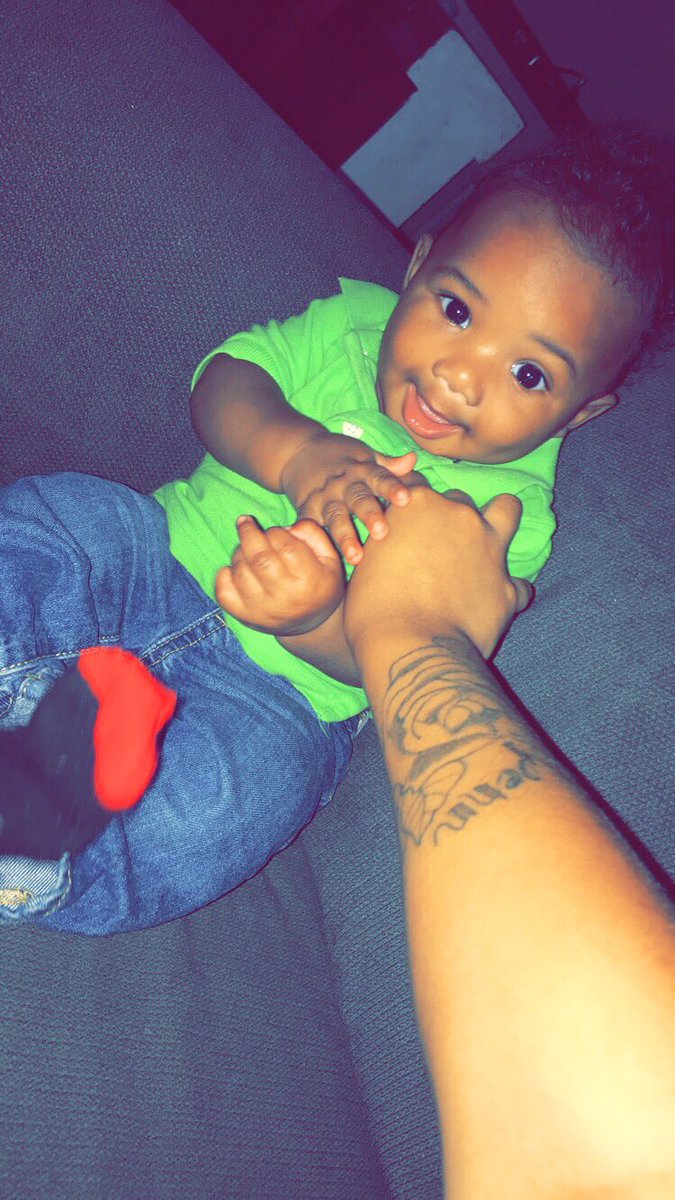 _gawgus's tweet photo. If donβt nobody got you , mommy gots you π #2born https://t.co/bQDvweVS9a