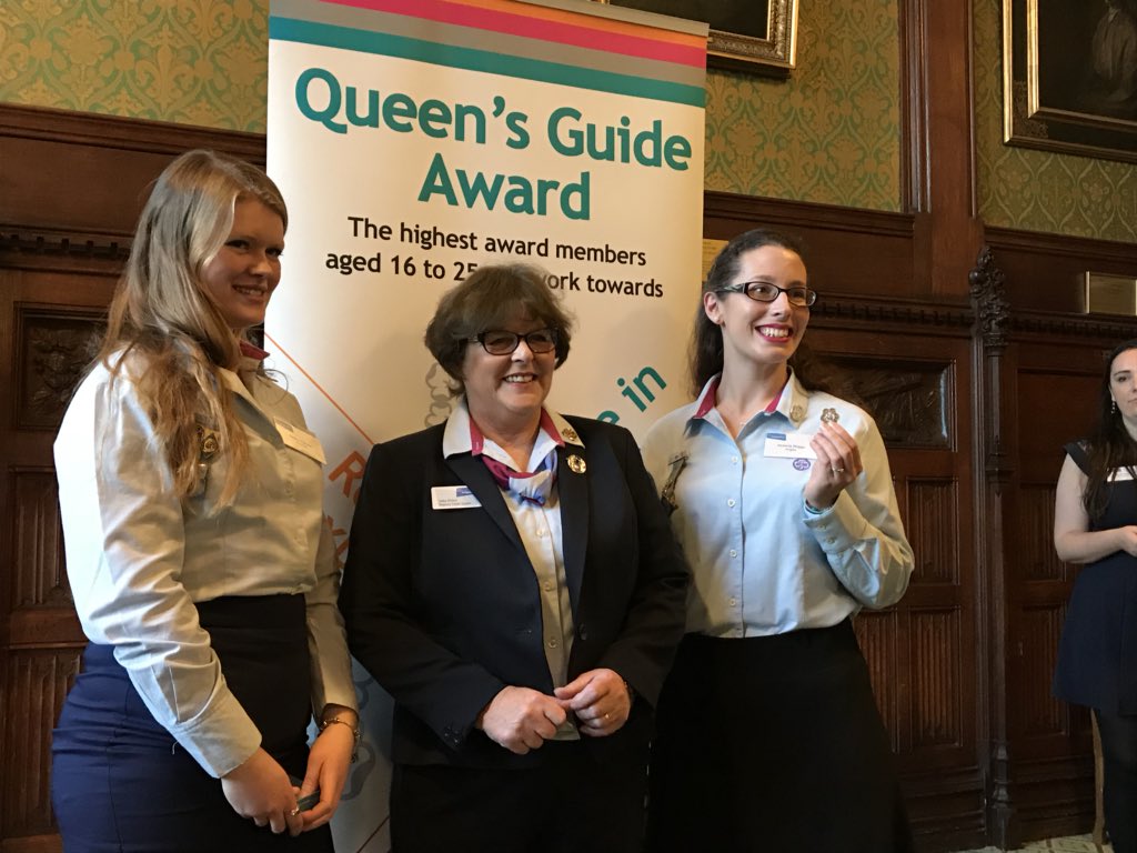 suewalker_'s tweet image. Great to see members from @gguidinganglia receiving #queensguide today. @angliachief @Girlguiding @Sally_Illsley