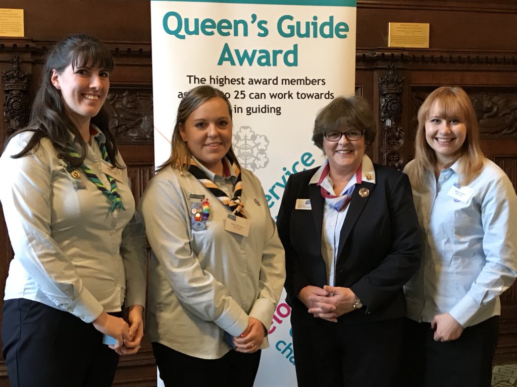 suewalker_'s tweet image. Great to see members from @GirlguidingNEE receiving #queensguide today. @Gordonalison @Sally_Illsley @Girlguiding