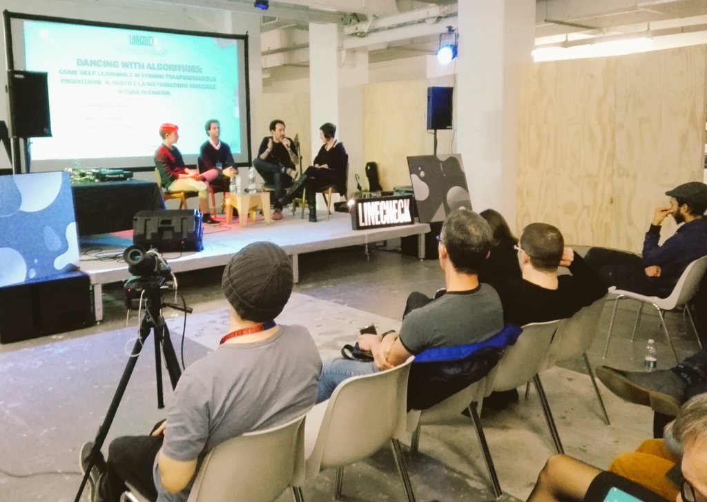linecheck_it's tweet photo. "Siamo passati da un salto quantitativo a un salto qualitativo." Andrea Signorinelli, 'Dancing with Algorithms', #Linecheck17 #SolidMusicMarket @base_milano #MilanoMusicWeek https://t.co/PLYq47f6jx