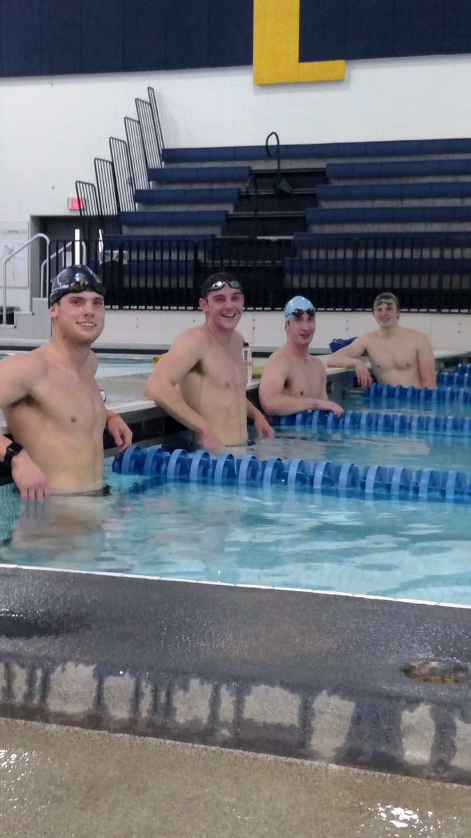 DaveDjolly's tweet photo. What am I thankful for? Having the opportunity to have young men come home from college to train. https://t.co/sLj7Dk0h12