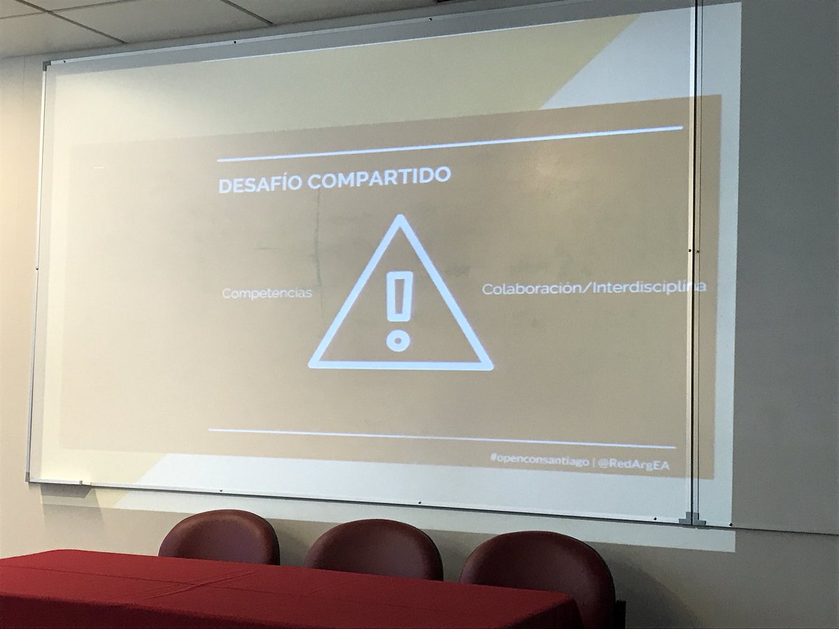 fernando__lopez's tweet photo. Motivos + evidencias + Ideas 💡 = espíritu y hoja de ruta de la @RedArgEA por @virbrussa (2/2) en la #OpenCon2017 #openconSantiago https://t.co/FNJhIf2QM7