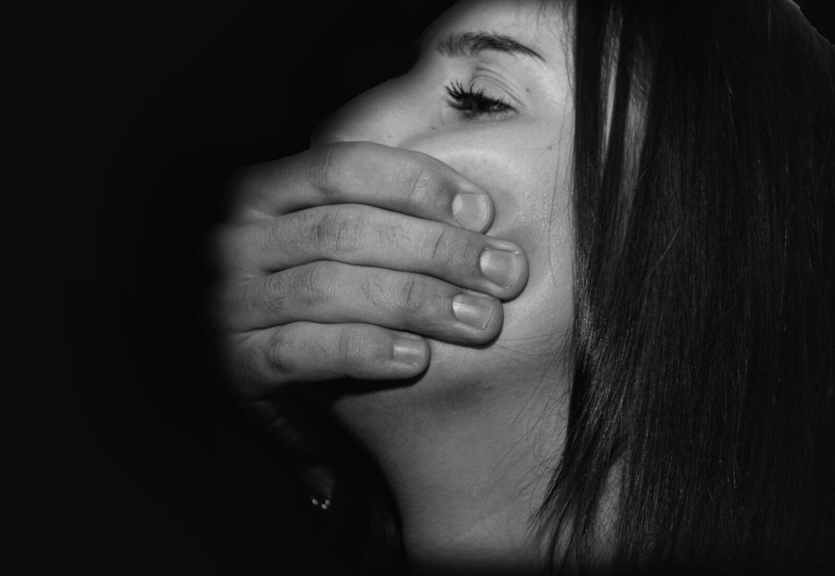 _FSfoto_'s tweet photo. #ViolenzaControLeDonne #ViolenceAgainstWomen #FSfoto #FSphoto https://t.co/B75JhdxyWe
