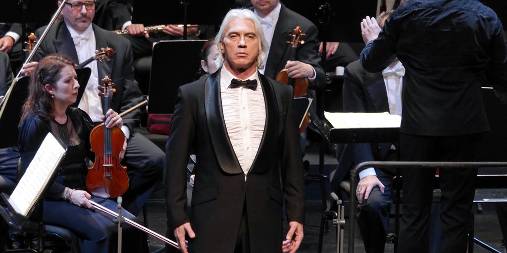 🔴 Empieza en <a href="/radioclasica/">Radio Clásica</a> la reemisión del concierto de Dmitri Hvorostovsky en el Liceu el pasado mes de noviembre ▶️ rtve.es/radio/radiocla…
