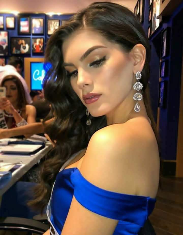 ByankaaSarai's tweet photo. RT RT RT 
#MissUniverse #Mexico https://t.co/RjA2X8Z3ED