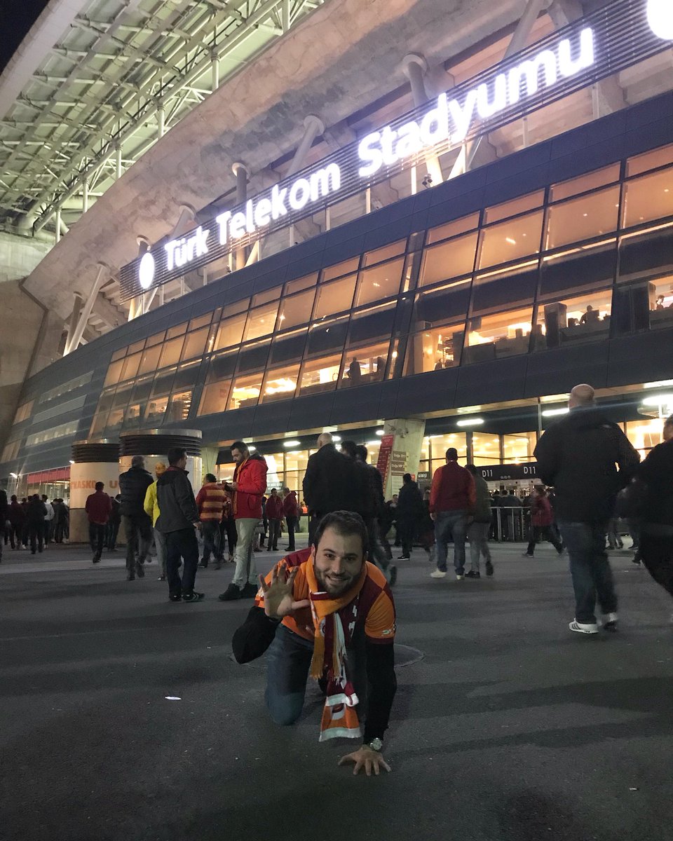 b_ozsenogullari's tweet photo. #BugünGünlerdenGALATASARAY #WeAreGalatasaray 💛❤️ #teamgomis @BafGomis Kükre aslanım ! 🦁 https://t.co/LvFTRHKxHo