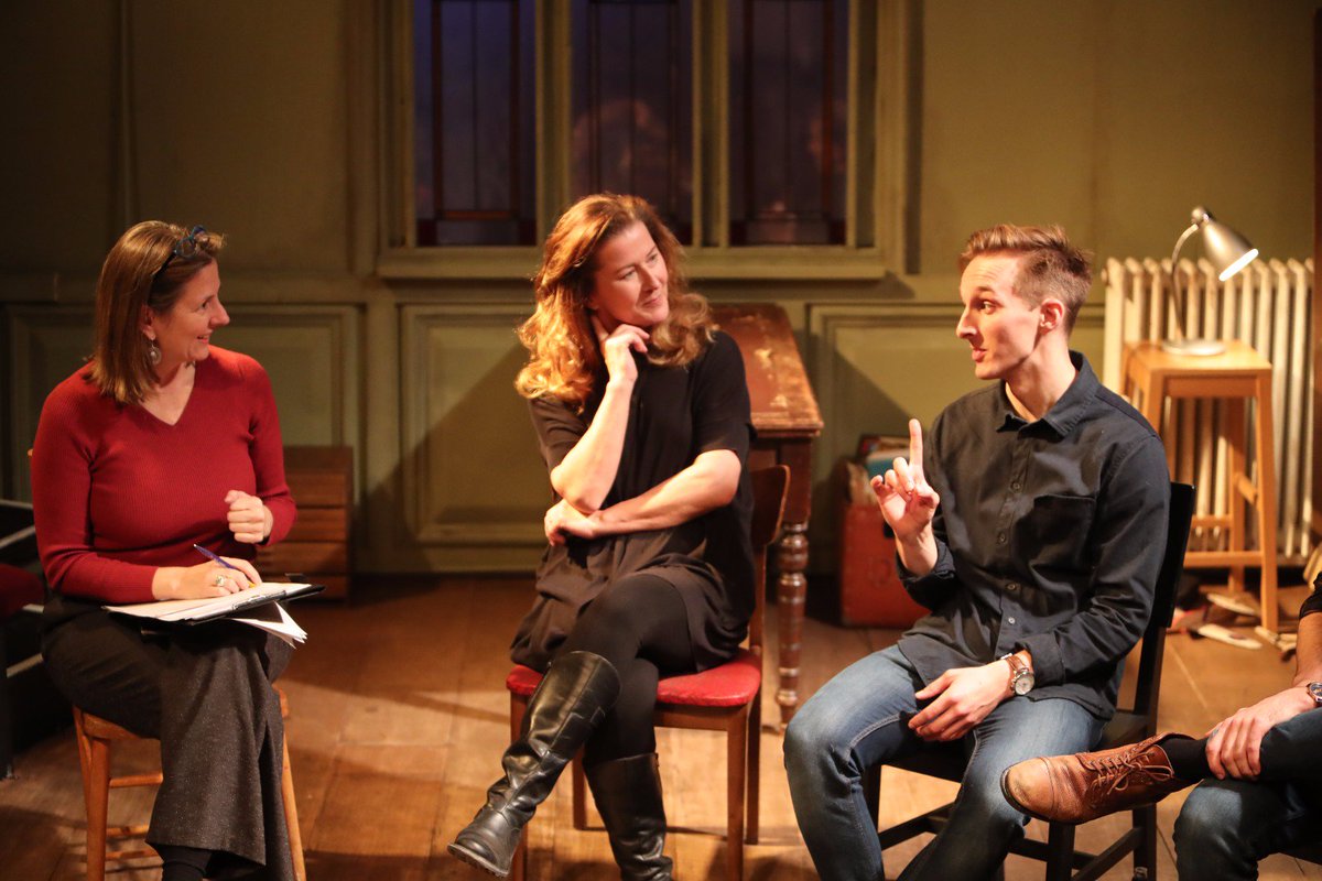 TerriPaddock's tweet photo. #BreakALeg to @HushedPlay cast for the final perf @finborough tonight. I so enjoyed talking to them about this thought-provoking play on faith vs family. #Q&amp;A podcast: https://t.co/1cX4PSIGs8 https://t.co/RWtEl2DSP1