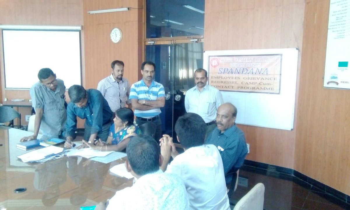 UBLPBranch's tweet photo. @gmswr @drmubl Staff Contact &amp; Grievance Redressal Camp at Diesel Shed/UBL on 24/11/2017 https://t.co/zGJuKnEltv
