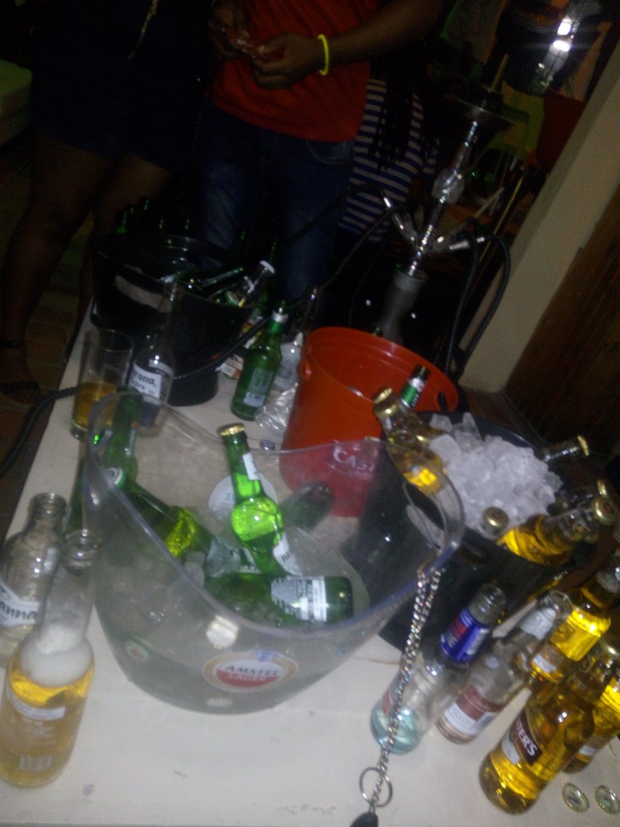 Taino_SA's tweet photo. This is me tonight. #wemeatretreat #uniquelounge https://t.co/bFDwHjnZtM