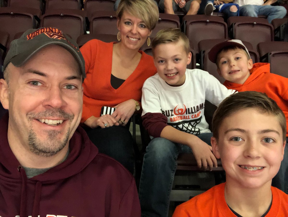 vtmcknight00's tweet photo. #ThisIsHome https://t.co/hdZBzlpsvm