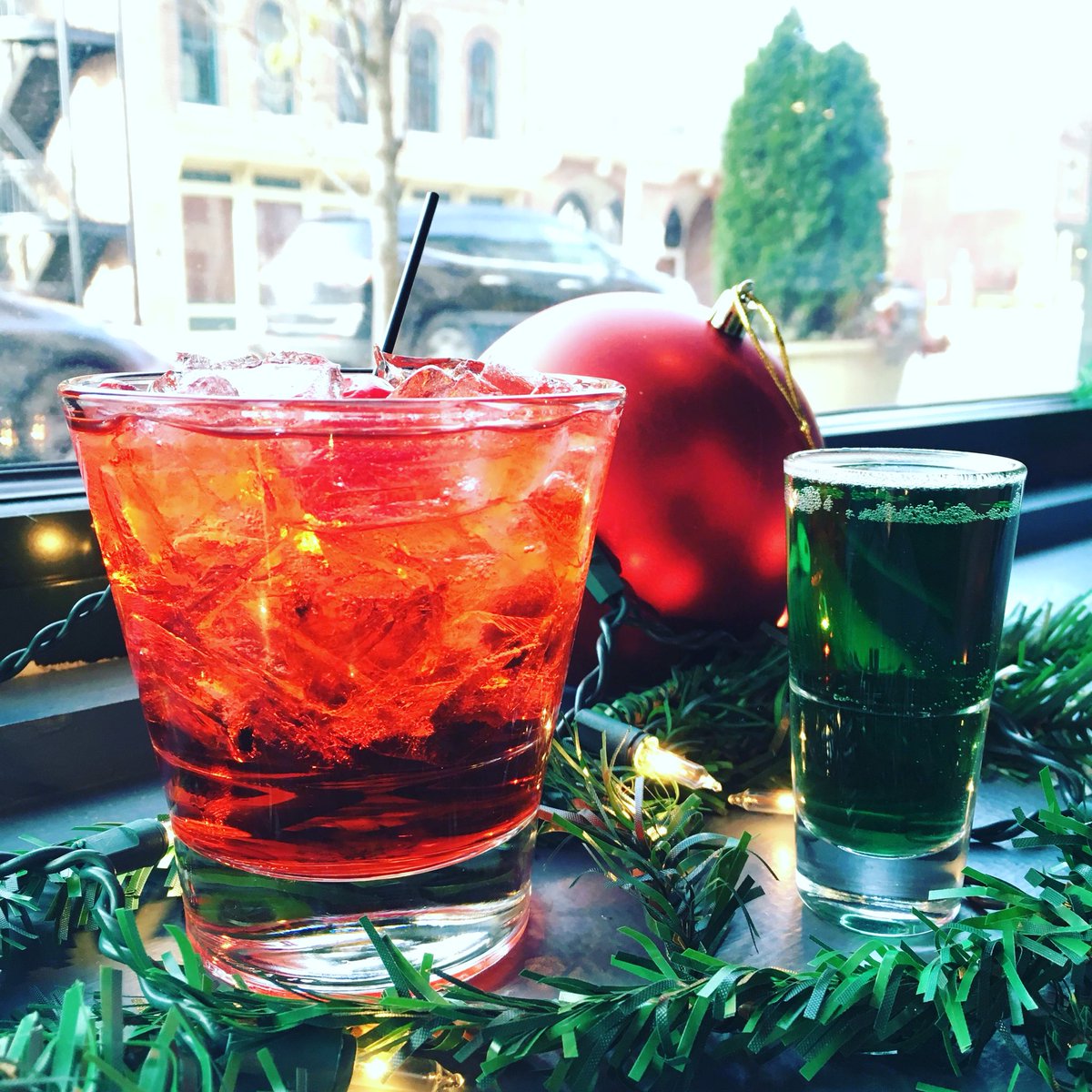 ShakespeareandCoUSA tweet media