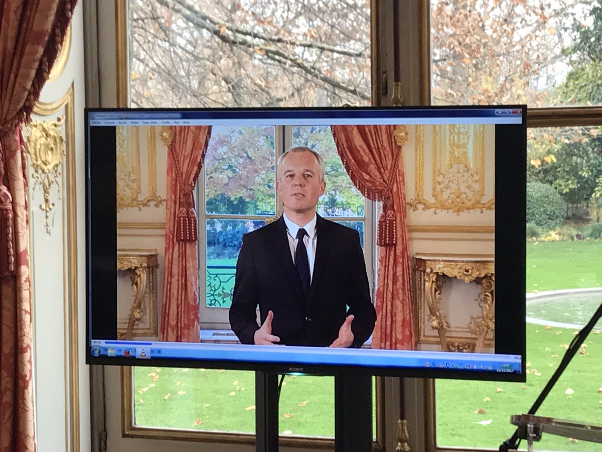 DemoulinEM's tweet photo. Les Ateliers citoyens  au travail cet après-midi à l'@AssembleeNat pour développer des propositions sur la démocratie numérique et citoyenne #ReformesAN https://t.co/93PZ4ercPx