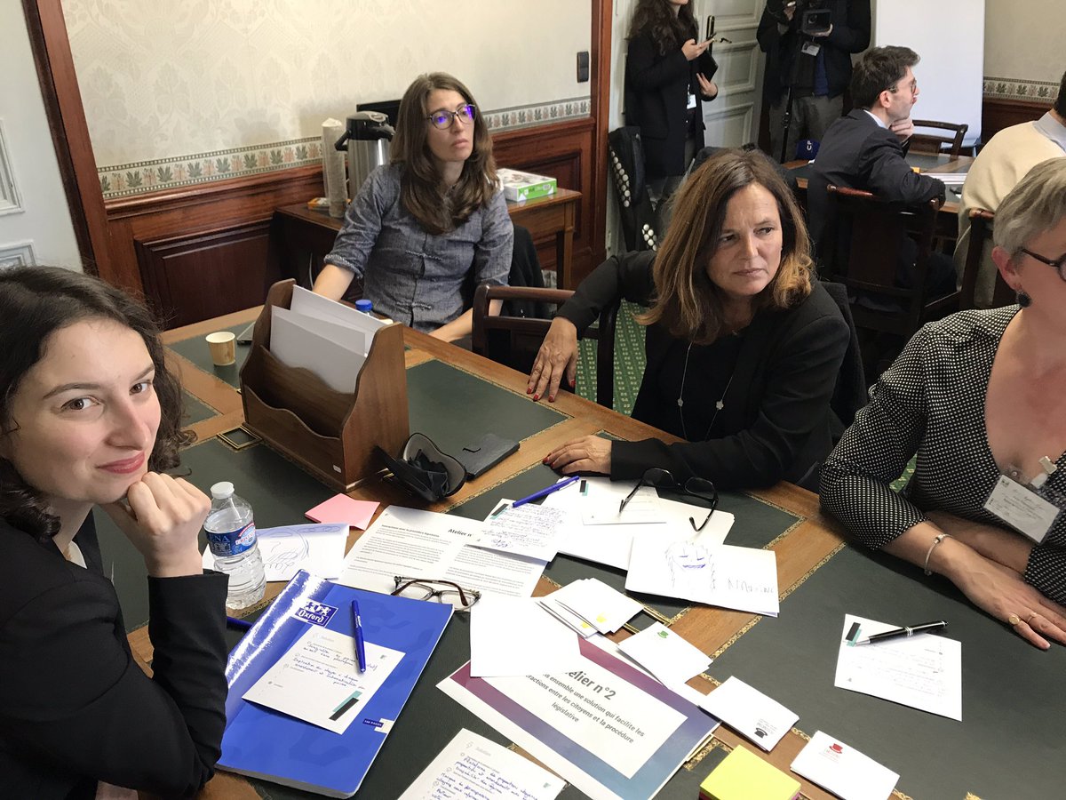 DemoulinEM's tweet photo. Les Ateliers citoyens  au travail cet après-midi à l'@AssembleeNat pour développer des propositions sur la démocratie numérique et citoyenne #ReformesAN https://t.co/93PZ4ercPx