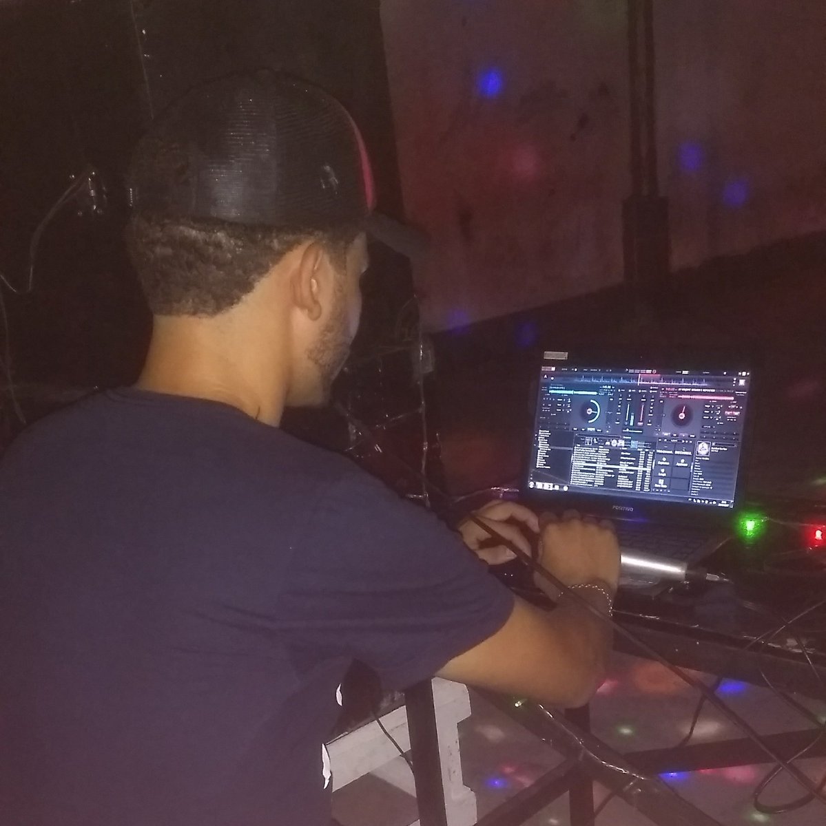 Dejay_wn's tweet photo. #DjWn😍 https://t.co/S8lGmqiI4r