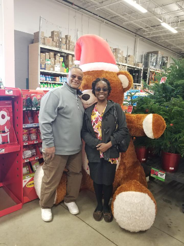 Ingram5Curtis's tweet photo. It’s amazing how many People have stopped to get pics in our laydown area. It’s great seeing all the 😃. #connecting #MA2017NOV24 #howmuchdoesitcost? #free #what? @KellyT_2577 @ParkvilleHD2577 https://t.co/SHPQeKOZez