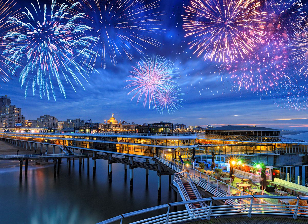 VVVDenHaag's tweet photo. Morgen Wintervuurwerk op Scheveningen >>> https://t.co/hjsdXn84Sw https://t.co/jmavo3zNRc