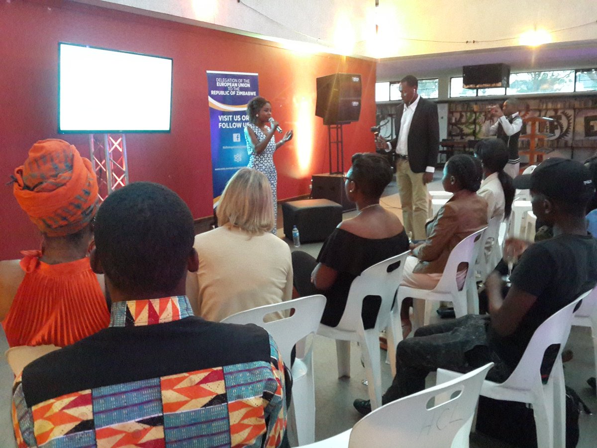 zwBritish's tweet photo. Our amazing host to #SouthWestech launch @KarenPaida leading proceedings. Congrats to @AurraNicole for putting this collaboration together #Ghana/#Zimbabwe looking forward to #PhonicsMagic https://t.co/2ECuKuOS9D