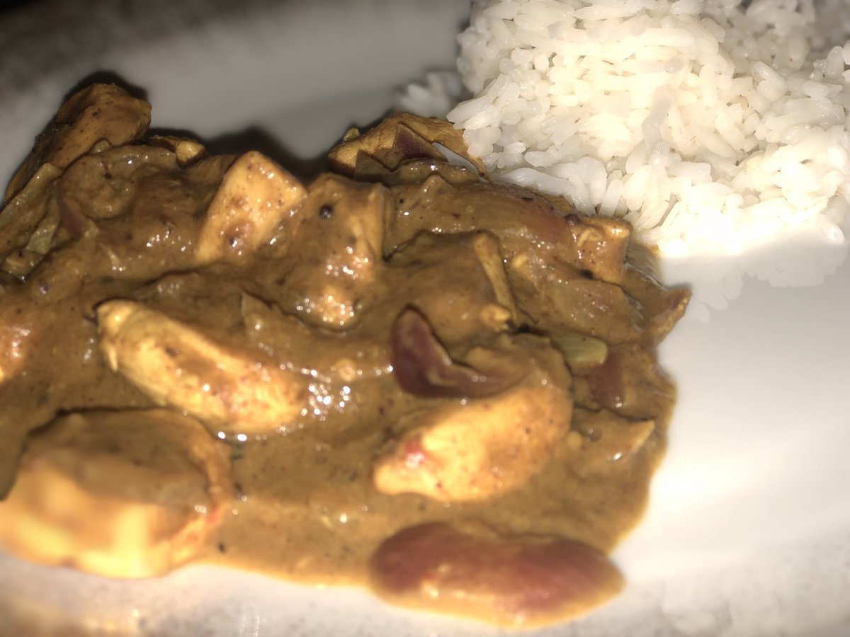 BudgetAllergy's tweet photo. Oh my gosh this was so good!!! Talk about curry in a hurry! Absolutely amazing taste 😍😍😍 #spicemonkey  #glutenfree #dairyfree #soyafree #eggfree #sugarfree @spicymonkeyfood https://t.co/fHOxlKigpf