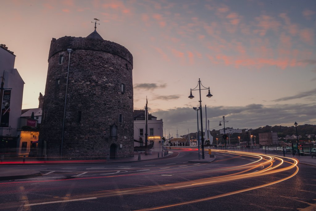 MikesRoadTrip's tweet photo. A fantastic guide to @VisitWaterford, the oldest part of #Ireland by @BoboandChichi https://t.co/iregKYSuef #travel to @Failte_Ireland https://t.co/OVQHc0CCdA